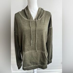 VENUS Olive Women’s Pullover Hoodie
